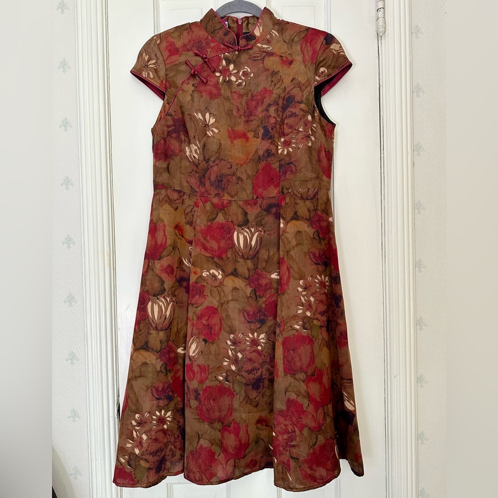 Dark Floral Traditional Qipao / Cheongsam Dress w. Flare Skirt